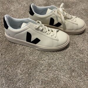 Veja White and Black Casual Sneakers